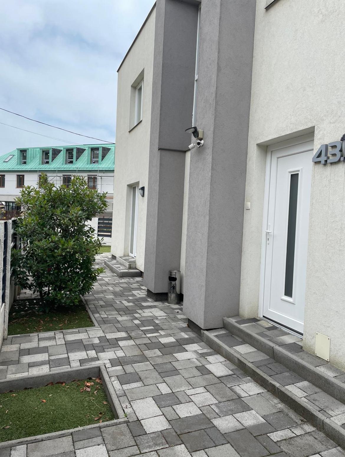 Gold De Luxe Apartman Hajdúszoboszló Exteriör bild